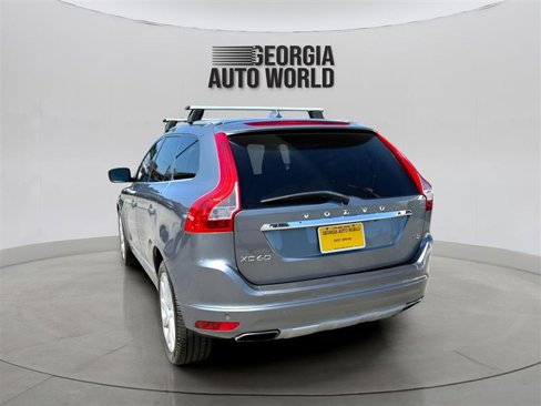 Used 2017 Volvo XC60 T5 Inscription w/ Preferred Option Package image 3