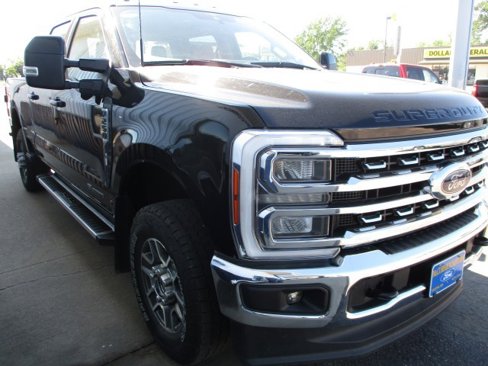 Used 2023 Ford F250 Lariat image 4