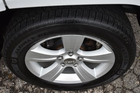 Used 2015 Jeep Compass High Altitude image 8