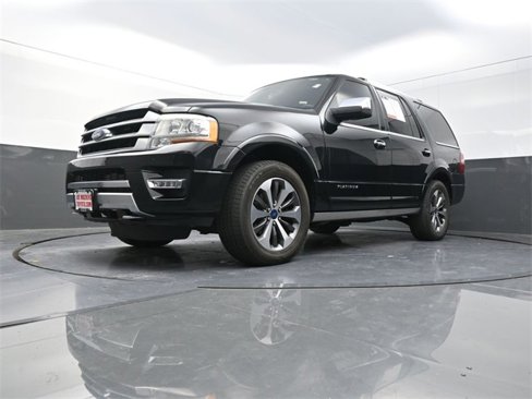 Used 2016 Ford Expedition Platinum image 29