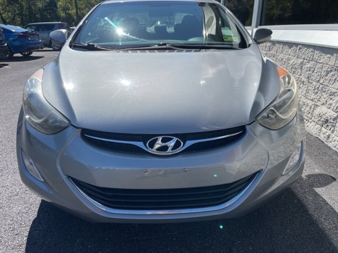 Used 2013 Hyundai Elantra GLS w/ Preferred Pkg image 3