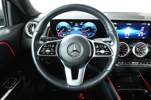 Used 2022 Mercedes-Benz GLB 250 4MATIC image 16