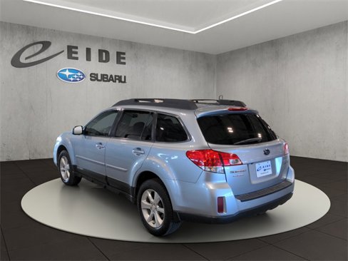 Used 2014 Subaru Outback 2.5i Limited image 3