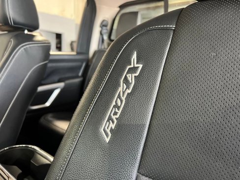 Used 2018 Nissan Titan PRO-4X image 13