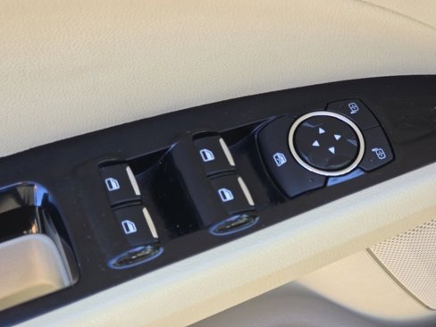 Used 2013 Ford Fusion SE image 20
