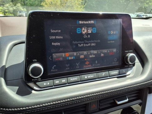 Used 2023 Nissan Rogue SV image 18