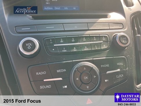Used 2015 Ford Focus SE w/ SE Ecoboost Package image 8
