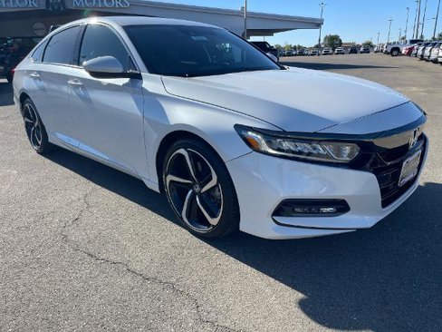 Used 2020 Honda Accord Sport image 3