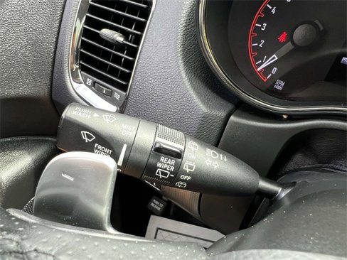 Used 2020 Dodge Durango GT image 32
