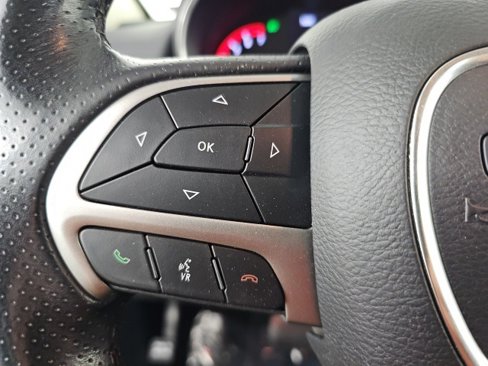 Certified 2020 Dodge Durango SXT image 17