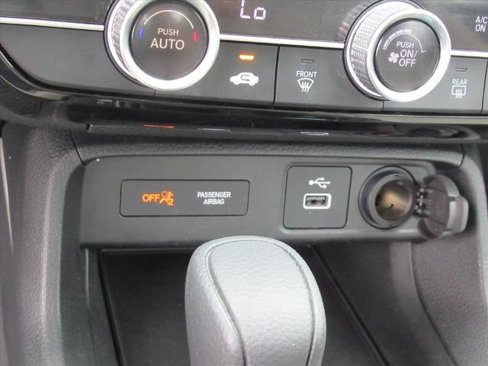 Used 2022 Honda Civic LX image 25