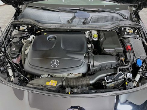 Used 2018 Mercedes-Benz CLA 250 4MATIC image 28
