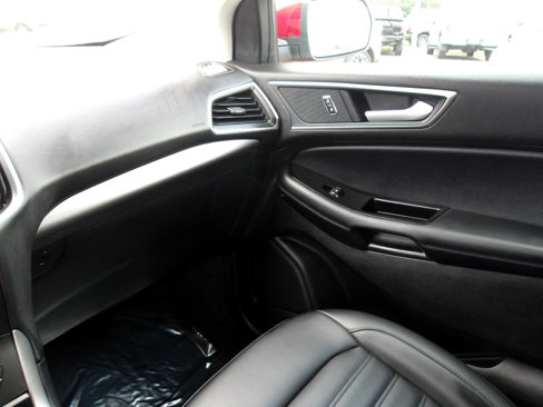 Used 2020 Ford Edge SEL w/ Convenience Package image 19