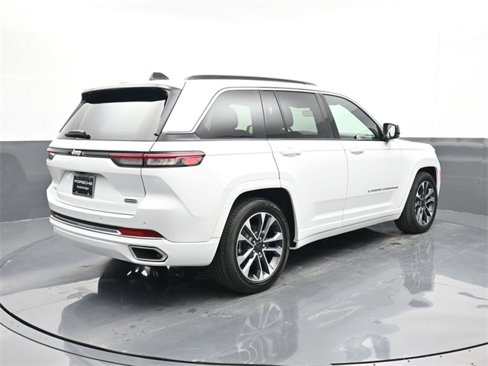 Used 2024 Jeep Grand Cherokee Overland w/ Trailer Tow Package image 25