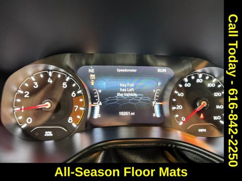 Used 2024 Jeep Compass Latitude w/ Convenience Group image 10