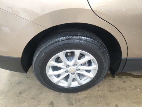 Used 2018 Chevrolet Equinox LT image 8