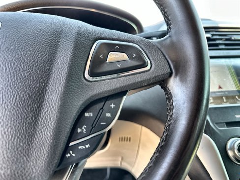 Used 2018 Lincoln MKC Select w/ Select Plus Package image 32