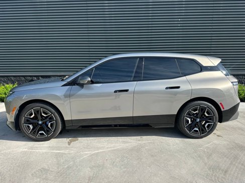 Used 2024 BMW iX xDrive50 w/ Sport Package image 2