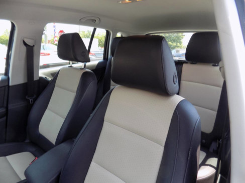 Used 2016 Volkswagen Tiguan S image 12