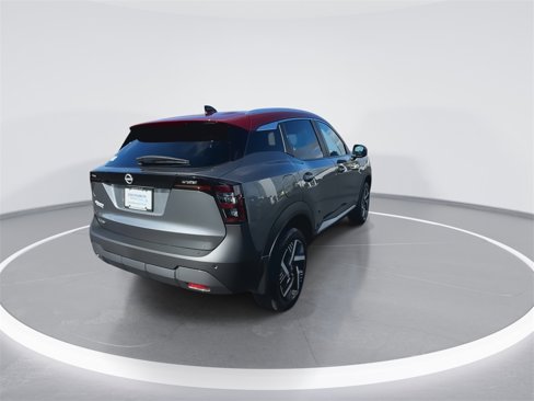 New 2026 Nissan Kicks SV image 8