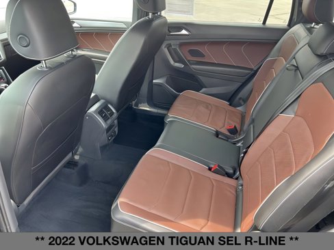 Used 2022 Volkswagen Tiguan SEL R-Line image 14