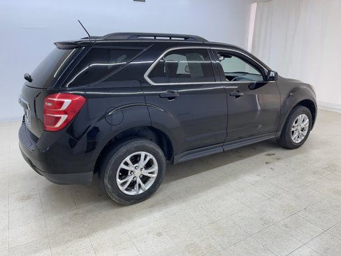 Used 2017 Chevrolet Equinox LT w/ Convenience Package image 6