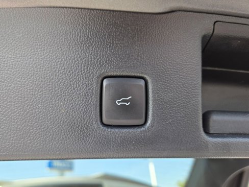 Used 2023 Ford Escape ST-Line Select image 16
