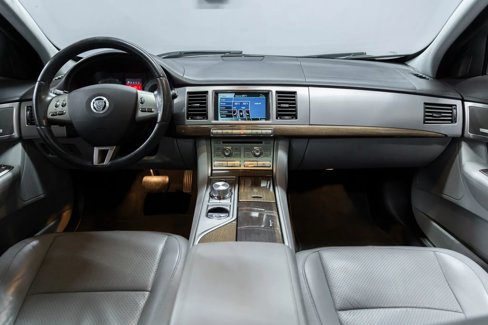 Used 2009 Jaguar XF Premium image 17