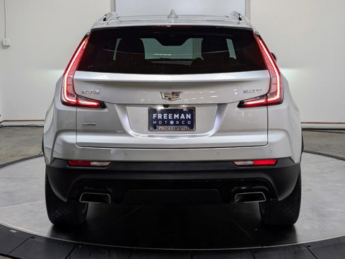 Used 2019 Cadillac XT4 Sport w/ Cold Weather Package image 8