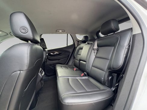 Used 2023 GMC Terrain SLT image 5