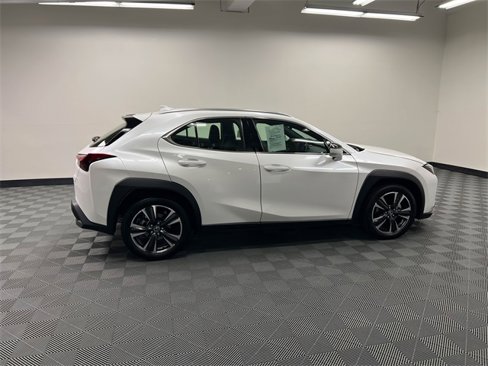 Used 2025 Lexus UX 300h FWD image 4