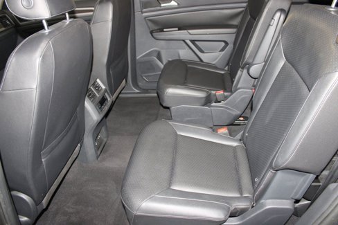 Used 2020 Volkswagen Atlas SE w/ Panoramic Sunroof Package image 25
