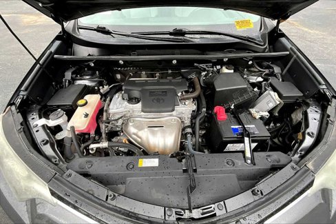 Used 2018 Toyota RAV4 XLE image 31