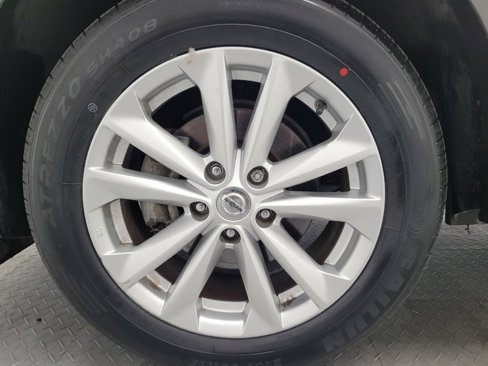 Used 2018 Nissan Rogue Sport S w/ S Appearance Package image 31