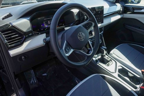 New 2025 Volkswagen Taos S image 11