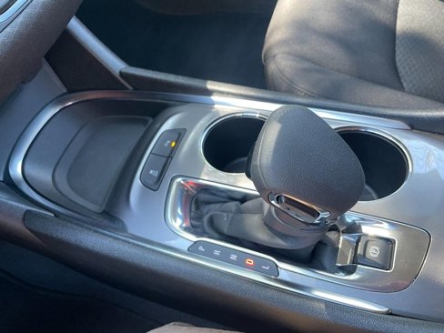 Used 2024 Chevrolet Malibu LT image 33