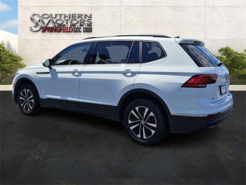 Used 2024 Volkswagen Tiguan S image 3