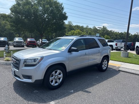 Used 2014 GMC Acadia SLE image 1