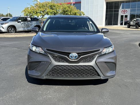 Used 2019 Toyota Camry LE image 2