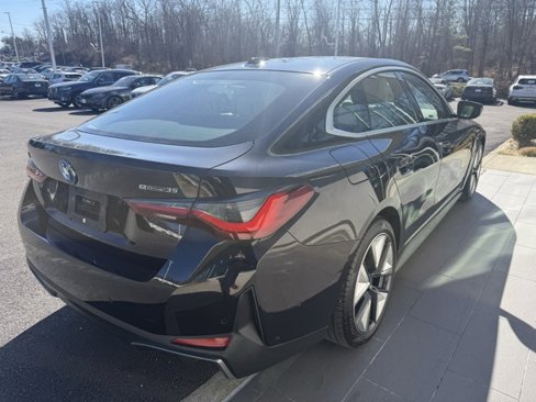 Used 2024 BMW i4 eDrive35 w/ Premium Package image 7