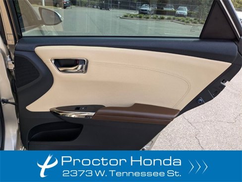 Used 2016 Toyota Avalon XLE Premium image 36