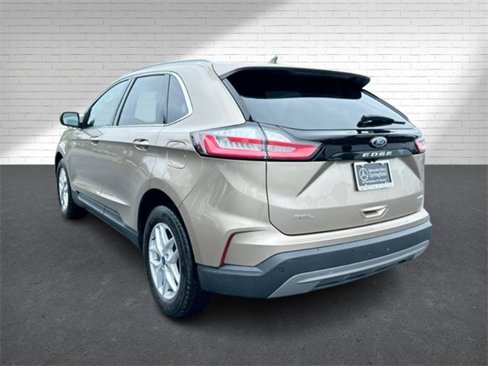 Used 2021 Ford Edge SEL w/ Convenience Package image 8