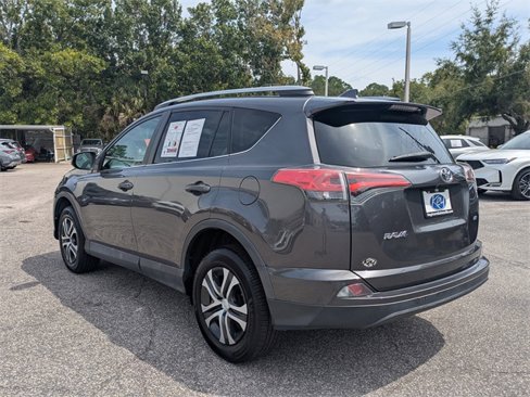 Used 2017 Toyota RAV4 LE image 6