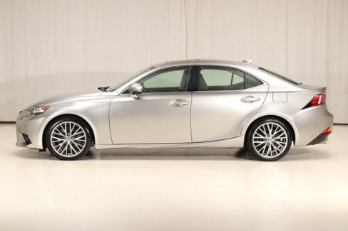 Used 2016 Lexus IS 300 AWD image 1
