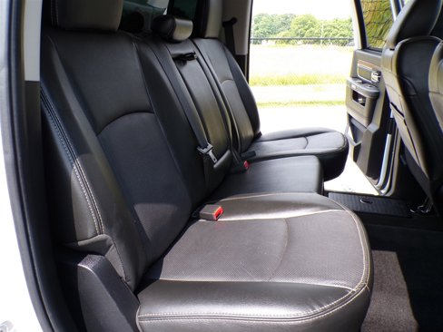 Used 2014 RAM 3500 Laramie image 6