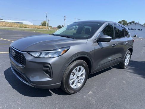 Used 2023 Ford Escape Active w/ Tech Pack #2 image 16