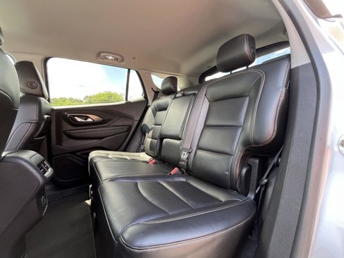 Used 2019 GMC Terrain SLT image 14