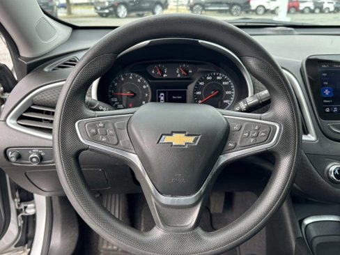 Used 2022 Chevrolet Malibu LT image 28