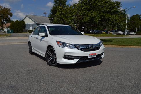 Used 2016 Honda Accord Sport image 21
