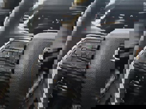 New 2025 Jeep Grand Cherokee L Altitude image 10